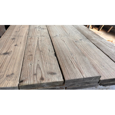 Planche d'échafaudage brossée