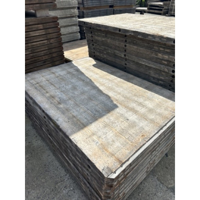 Panneaux de coffrage mélèze-douglas 140 x 97 x 5 cm