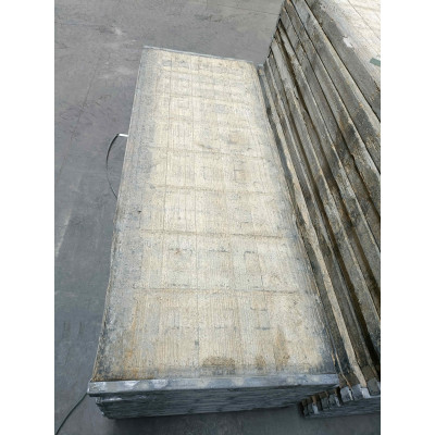 Panneaux de coffrage mélèze-douglas 175 x 65 x 5 cm