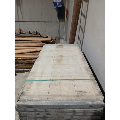 steenschotten Lariks-douglas 120 x 60 x 4 cm tweede keuze