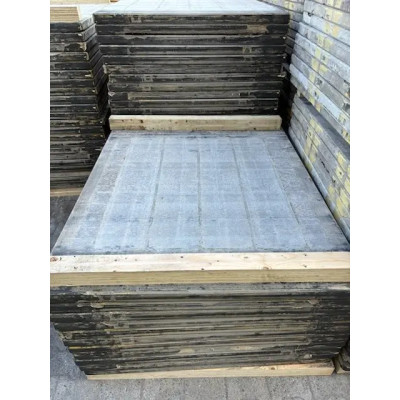 Panneaux de coffrage plastique 140 x 120 x 5.5 cm