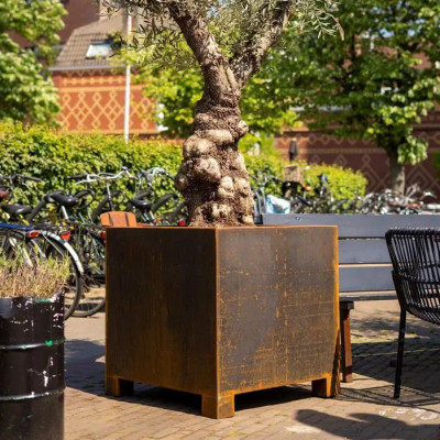 Vierkante plantenbak met voet van 9 cm - 70 x 70 x 70 cm